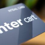 Cartão de crédito Inter com bandeira Mastercard.